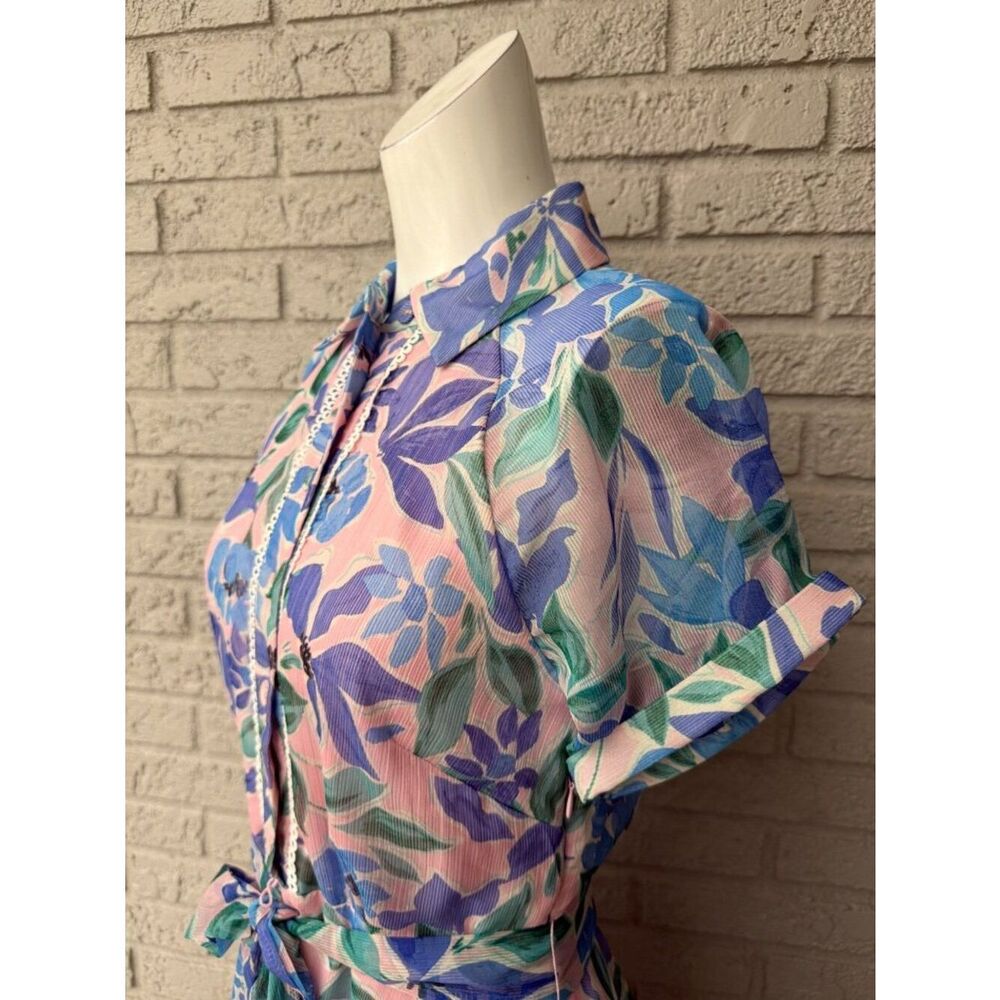 Tahari ASL Women’s Shadow-Stripe Floral Print Belted Dress Size 4 - Picture 5 of 13